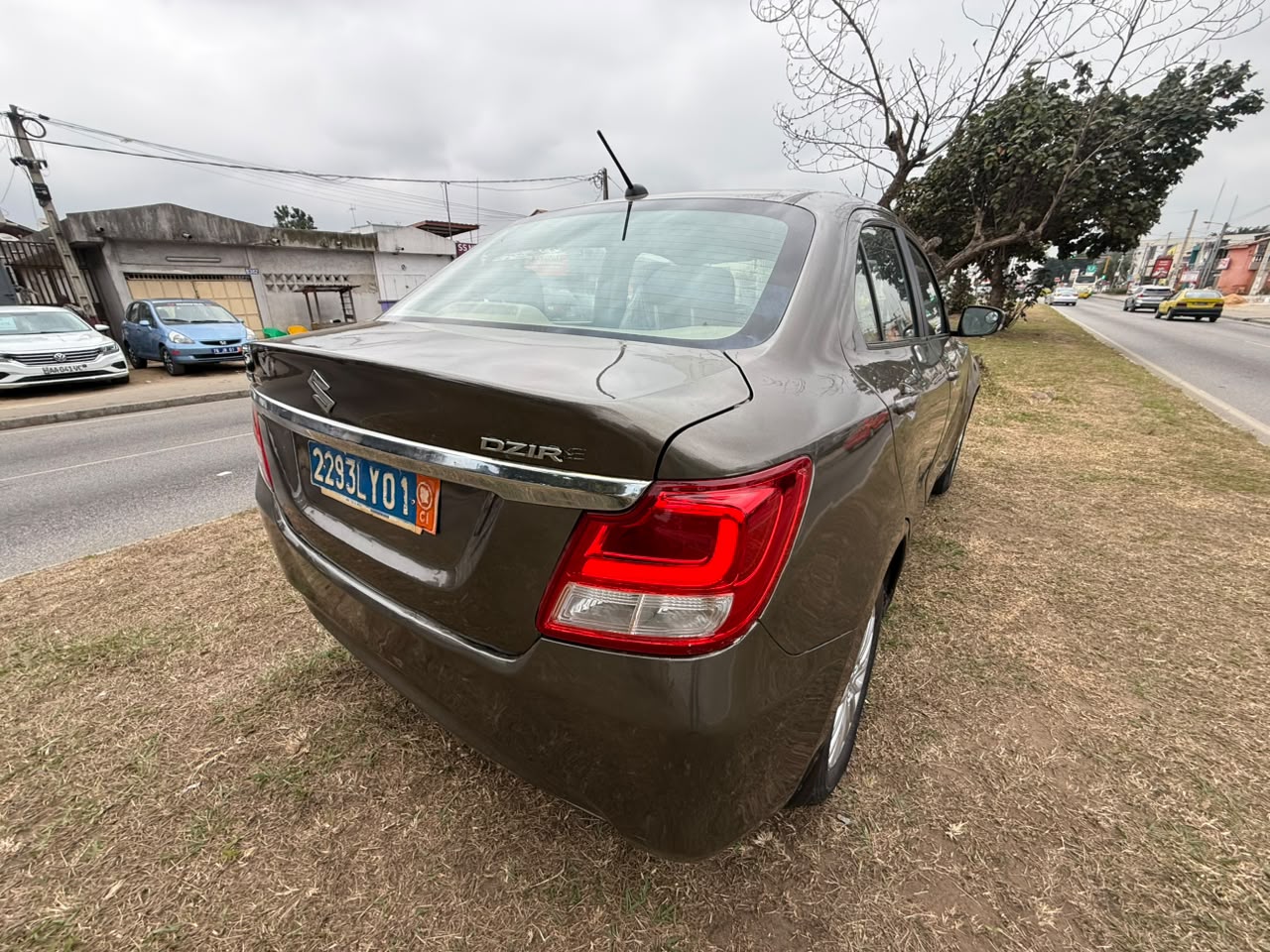 SUZUKI DZIRE propre