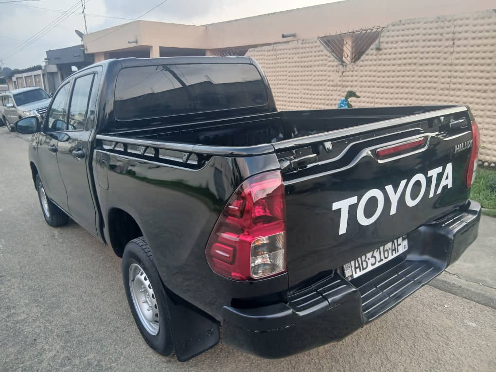 Toyota Hilux 2021