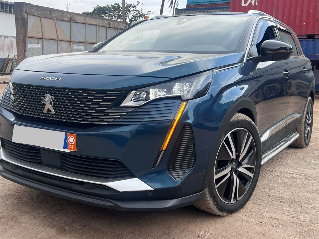 Peugeot 5008 2021
