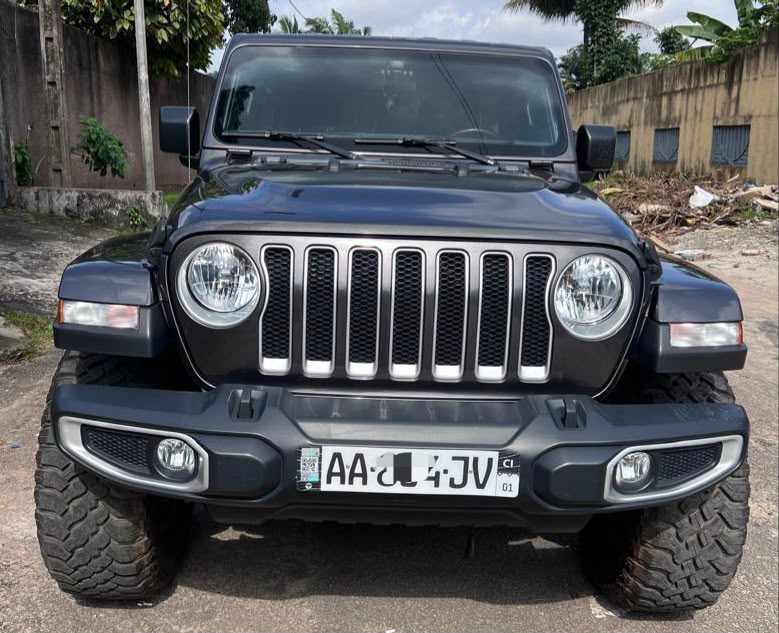 Jeep Sahara 2024